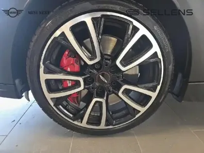 Photo 7 Mini Mini  JCW 231ch Edition Premium Plus BVA8