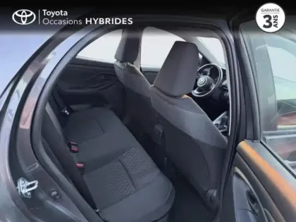 Photo 21 Toyota Yaris  116h Dynamic 5p MY22