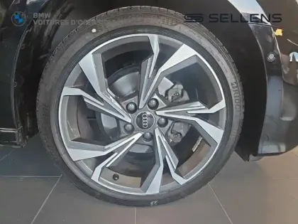 Photo 7 Audi A3  Sportback 35 TFSI 150ch Mild Hybrid S line S tronic 7