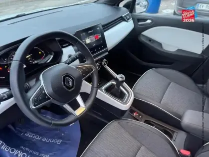 Photo 14 Renault Clio  1.0 TCe 90ch Techno Camera GPS