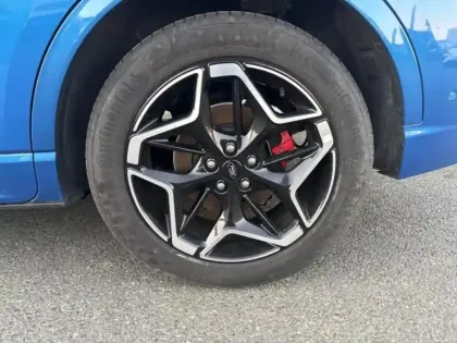 Photo 12 Ford Kuga  2.5 Duratec 180ch Hybrid FlexiFuel ST-Line X Powershift