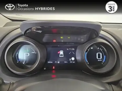 Photo 13 Toyota Yaris  Cross 116h Dynamic MY22