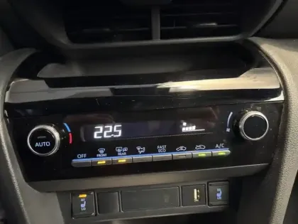 Photo 11 Toyota Yaris  Cross 116h Design MY22