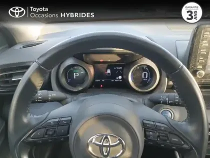 Photo 12 Toyota Yaris  116h Design 5p MY22