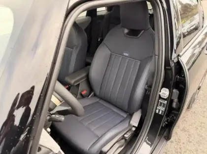 Photo 5 Mini Cooper  5 Portes C 156ch Favoured DKG7