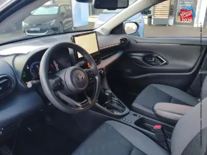 Photo 14 Toyota Yaris  116h Design 5p MY25