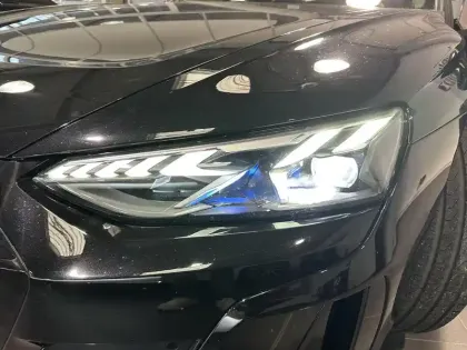 Photo 31 Audi E-tron  GT 476 ch quattro