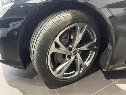 Photo 29 Audi E-tron  GT 476 ch quattro