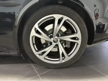 Photo 6 Audi E-tron  GT 476 ch quattro