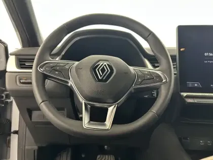 Photo 10 Renault Captur  E-Tech full hybrid 145 ch