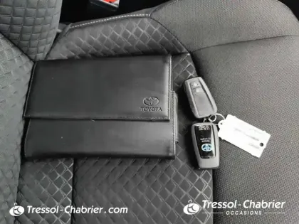 Photo 27 Toyota C-HR  Hybride 1.8L