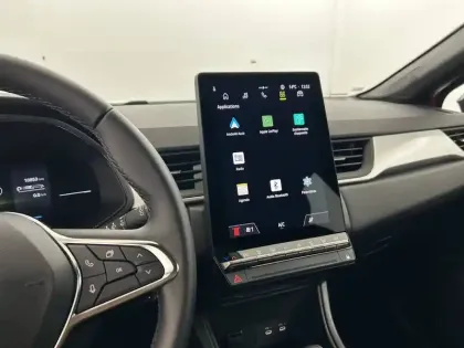 Photo 10 Renault Captur  E-Tech full hybrid 145 ch