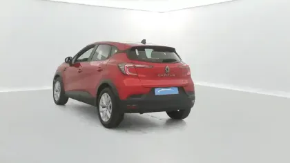 Photo 27 Renault Captur  E-Tech full hybrid 145 ch