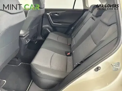 Photo 18 Toyota Rav4  Hybride Pro 218 ch 2WD