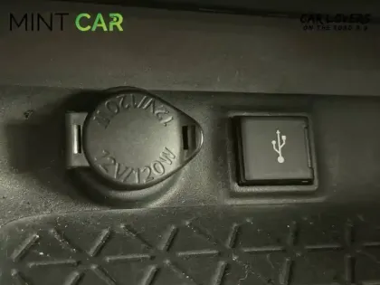 Photo 19 Toyota Rav4  Hybride Pro 218 ch 2WD