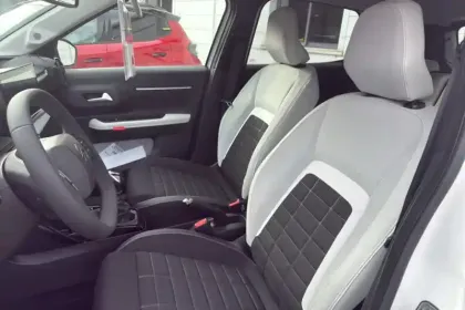 Photo 9 Citroën C3  Turbo 100 ch BVM6