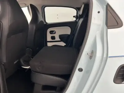 Photo 18 Renault Twingo  III E-Tech