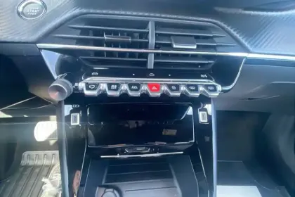 Photo 43 Peugeot 2008 Gén. II Ph2 Allure 5