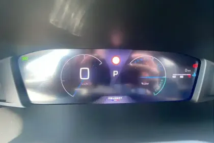 Photo 41 Peugeot 2008 Gén. II Ph2 Allure 5