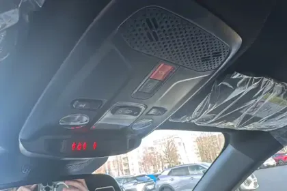 Photo 25 Peugeot 2008  Hybrid 145 e-DCS6