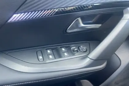 Photo 45 Peugeot 2008 Gén. II Ph2 Allure 5