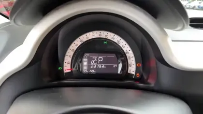 Photo 16 Renault Twingo  III E-Tech