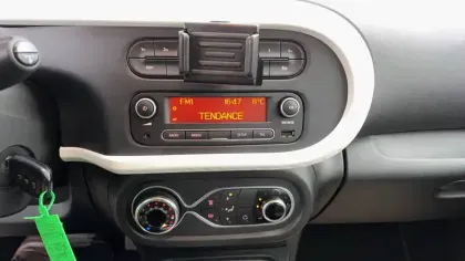 Photo 11 Renault Twingo  III E-Tech