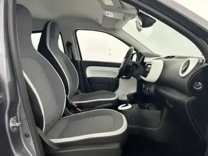 Photo 22 Renault Twingo  III E-Tech