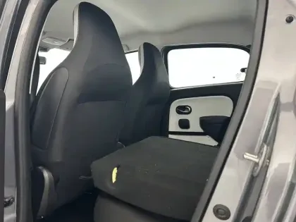 Photo 33 Renault Twingo  III E-Tech