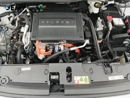 Photo 11 Peugeot 208  Electrique 50 kWh 136ch