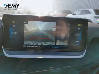 Photo 13 Peugeot 208  Electrique 50 kWh 136ch