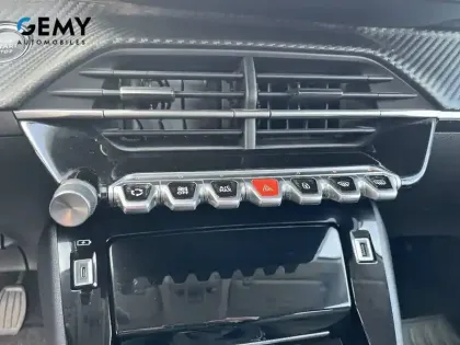 Photo 18 Peugeot 208  BlueHDi 100 S&S BVM6