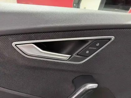 Photo 12 Audi Q2  35 TDI 150 S tronic 7