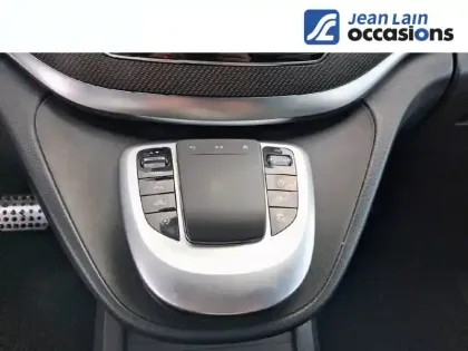 Photo 13 Mercedes Classe V  Extra-Long 300 4Matic d 9G-TRONIC