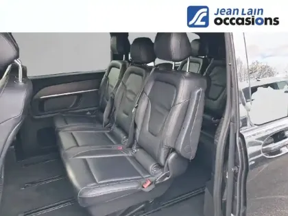 Photo 16 Mercedes Classe V  Extra-Long 300 4Matic d 9G-TRONIC