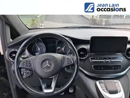 Photo 10 Mercedes Classe V  Extra-Long 300 4Matic d 9G-TRONIC