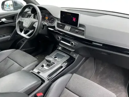 Photo 8 Audi Q5  55 TFSI e 367 S tronic 7 Quattro