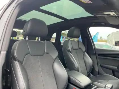 Photo 23 Audi Q5  55 TFSI e 367 S tronic 7 Quattro