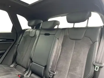 Photo 13 Audi Q5  55 TFSI e 367 S tronic 7 Quattro