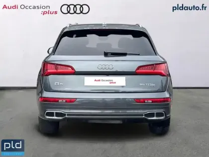 Photo 6 Audi Q5  55 TFSI e 367 S tronic 7 Quattro