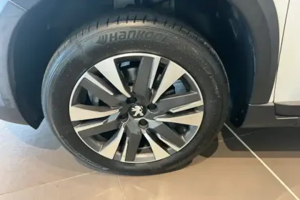 Photo 8 Peugeot 2008  PureTech 130ch S&S BVM6