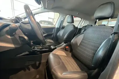 Photo 14 Peugeot 2008  PureTech 130ch S&S BVM6