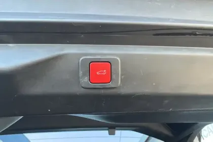 Photo 43 Peugeot 3008  Hybrid 136 e-DCS6