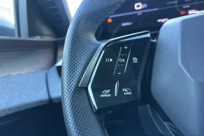 Photo 54 Peugeot 3008  Hybrid 136 e-DCS6