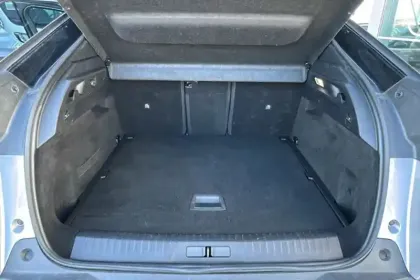 Photo 74 Peugeot 3008  Hybrid 136 e-DCS6