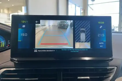 Photo 21 Peugeot 3008  Hybrid 225 e-EAT8