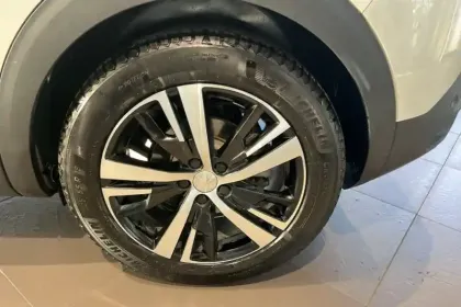 Photo 10 Peugeot 3008  Hybrid 225 e-EAT8