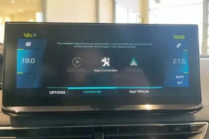 Photo 22 Peugeot 3008  Hybrid 225 e-EAT8