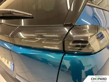 Photo 17 Peugeot 2008  Hybrid 145 e-DCS6