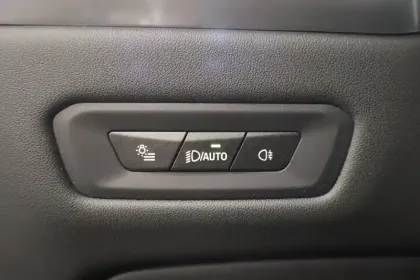 Photo 34 BMW X5  xDrive50e 489 ch BVA8